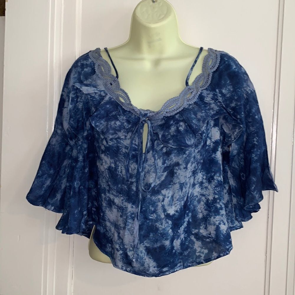 NWT Rampage blue tie dyed‎ flowy off shoulder top